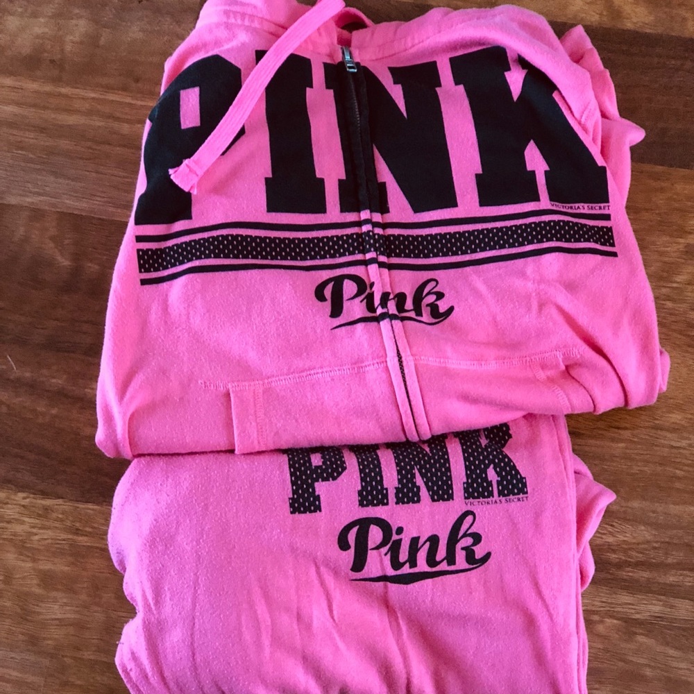 Victoria’s Secret Pink sweatpants set